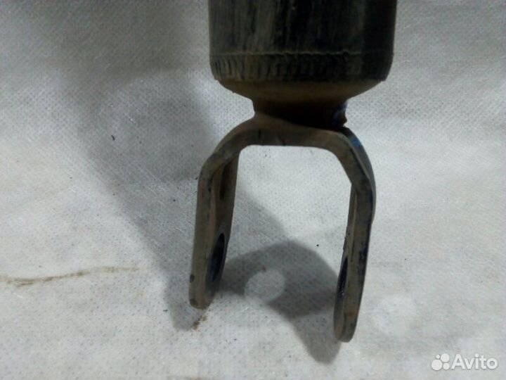 Амортизатор задний задний Kia Ceed 1 2007-2012