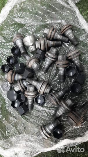 Комплект колесных болтов пежо 308