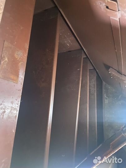 Сейф и шкаф металлический