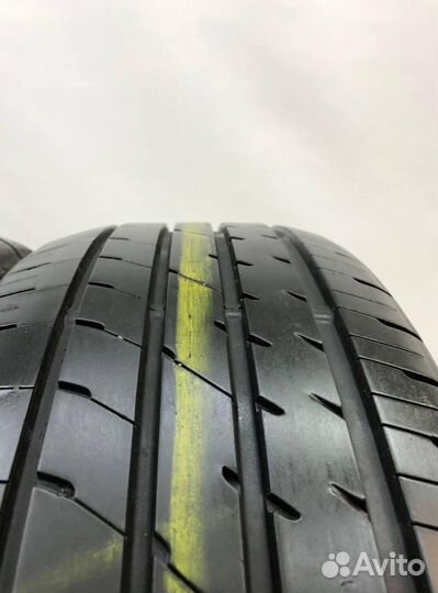 Dunlop Enasave RV504 215/60 R16 95H