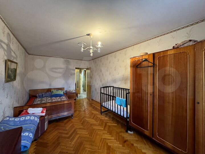 2-к. квартира, 58 м², 2/5 эт.