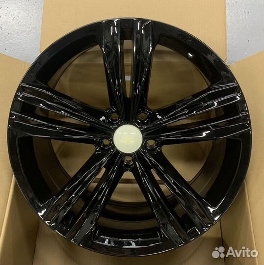 Диски для Фольцваген Тигуан Себринг R19