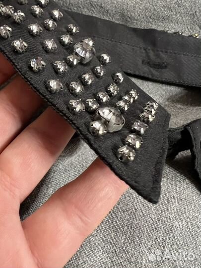 Воротник со стразами