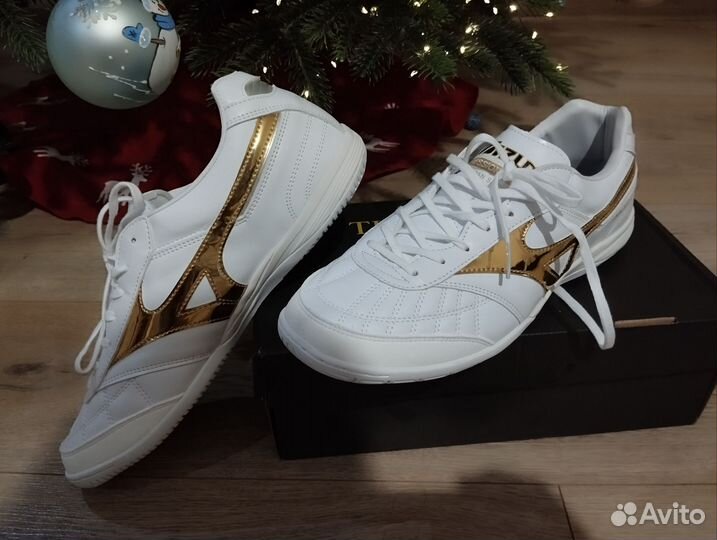 Футзалки новые 42 размер