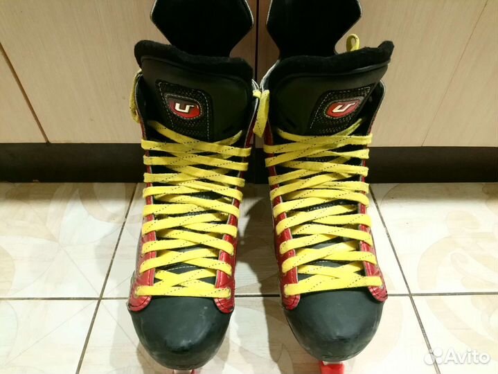 Коньки хоккейные CCM U+Crazy Light,OVi