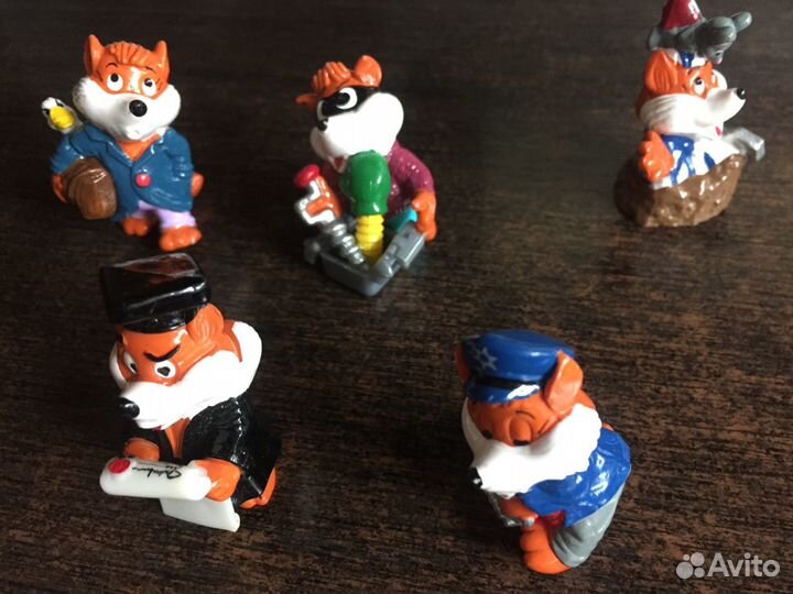 Игрушки из киндер сюрпризов