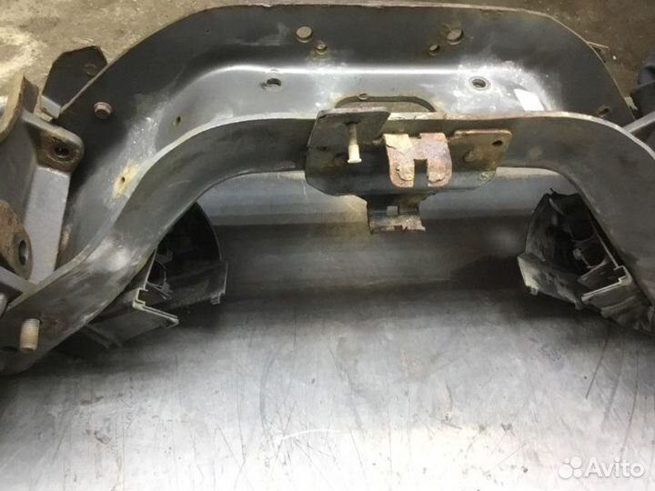 Траверса рамы поперечная передняя Volvo Fe D7E