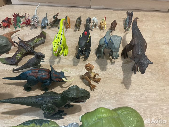 Оригинальные игрушки мир динозавров 32 шт
