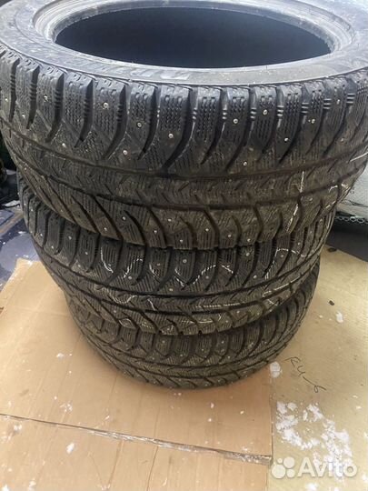 Bridgestone Ice Cruiser 7000 255/45 R18