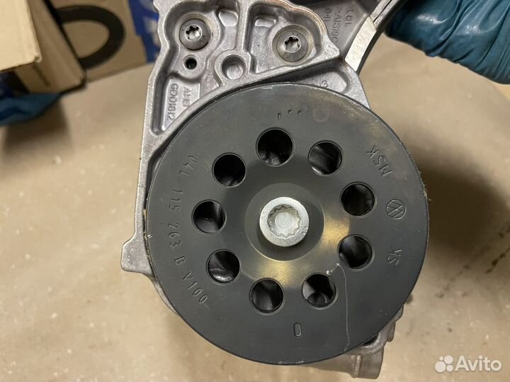 Насос масляный 2.0 TDi vag