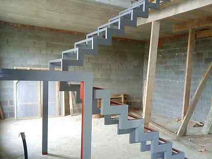 Металлокаркас лестницы изготовление