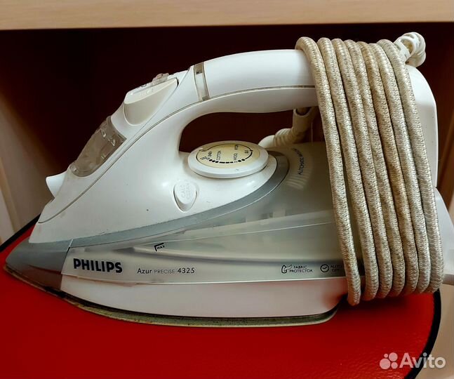 Паровой утюг Philips