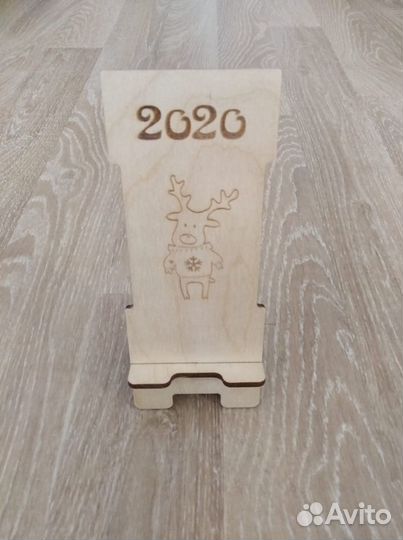 Подставка под телефон