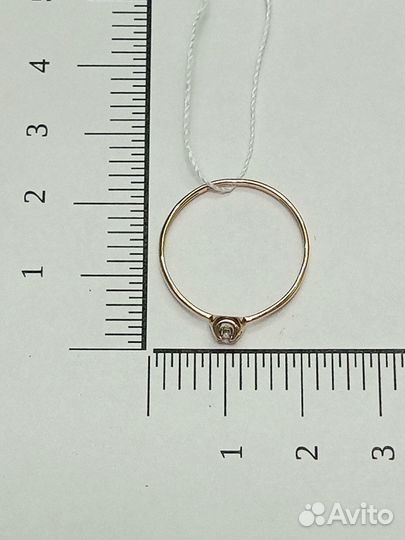 Золотое кольцо с бриллиантом 18,5р