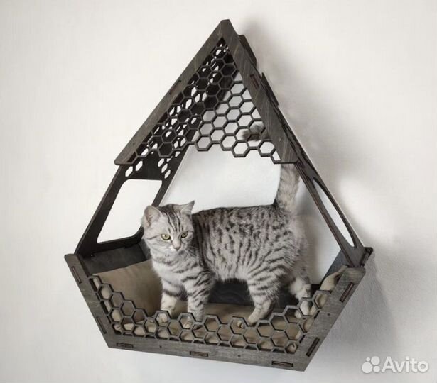 Лежанка домик для кошек