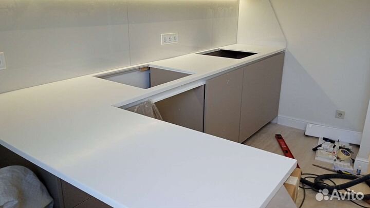 Столешницы из Акрилового камня