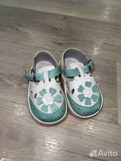 Босоножки для девочки