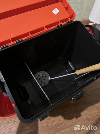 Ящик для зимней рыбалки Helios с удочками