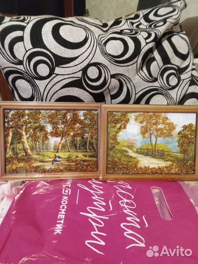 Картина из янтаря