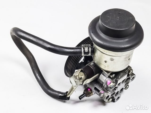 Насос гидроусилителя руля Toyota Hiace