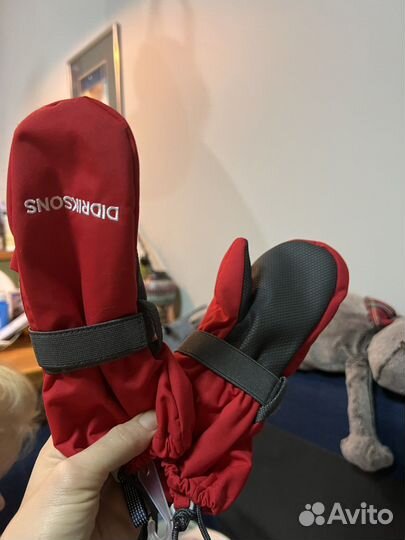 Новые Шапка и краги didriksons