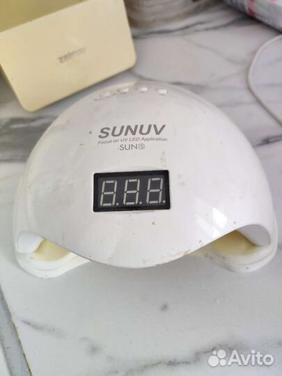 Лампа для ногтей