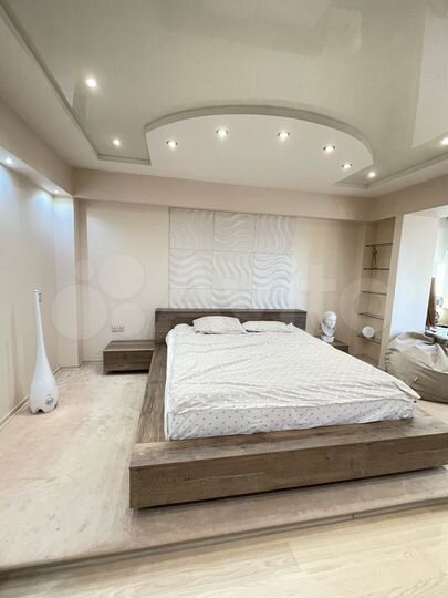 2-к. квартира, 105,5 м², 8/12 эт.