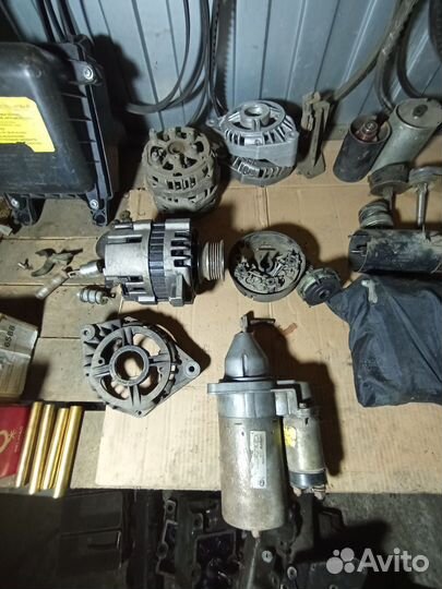 Запчасти на ваз 2110 2112 бу