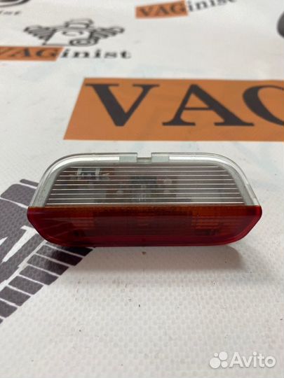 Подсветка двери Vw Passat B6 3.2 2007