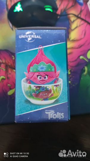 Бокал с игрушкой дневная фурия и пиары с игрушкой