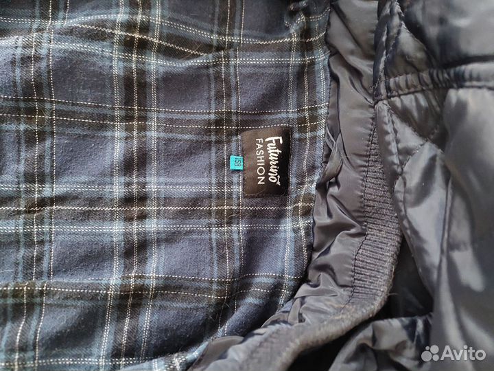 Куртка осенняя, тонкая. На мальчика