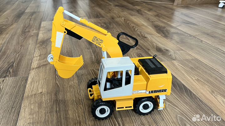 Bruder строительная техника