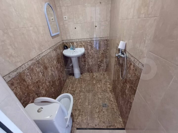 Комната 17 м² в 4-к., 3/3 эт.