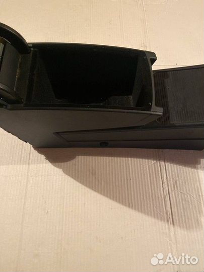 Подлокотник Volkswagen Passat