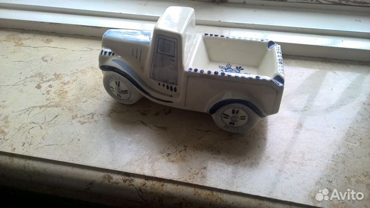 Продам коллекционную голландскую пепельницу Delfts