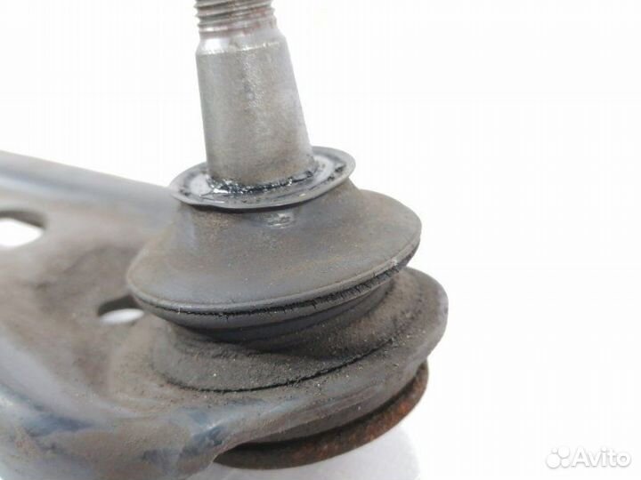 Рычаг подвески передний правый Toyota Ractis