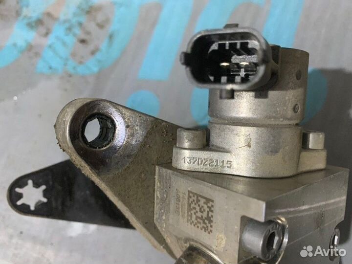 Насос высокого давления Cadillac Escalade 4