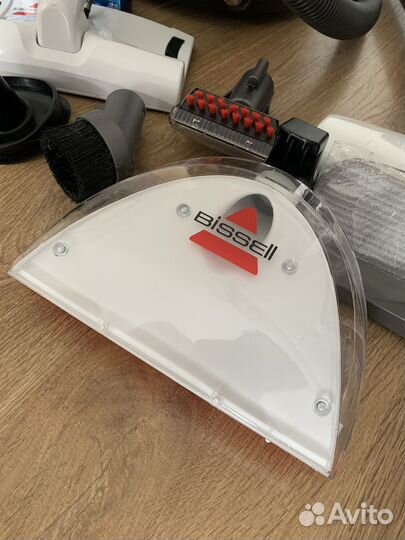 Моющий пылесос Bissell