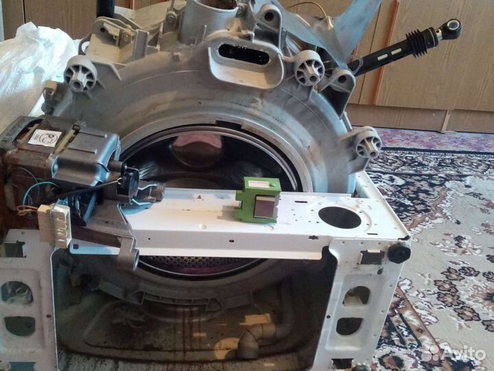 Запчасти от стиральной машинки whirlpool от 2008г