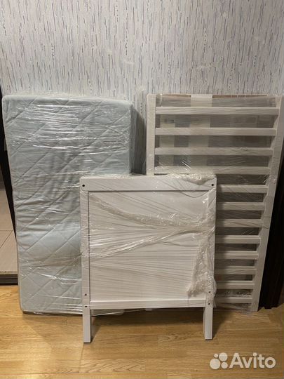 Кроватка детская Сундвик IKEA + матрас