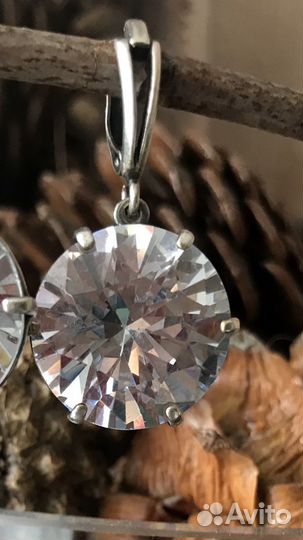 Шикарные серьги и кольцо с фианитом