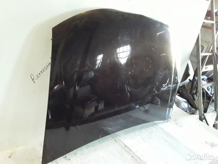 Капот передний Renault Duster 1 2010