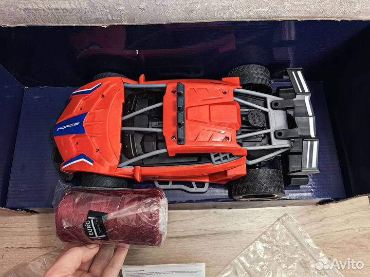 Машина на пульте управления для ребенка