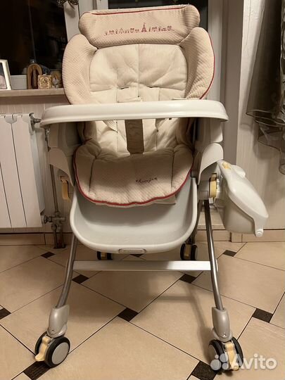 Стульчик-колыбель Cоmbi Roanju (Япония)