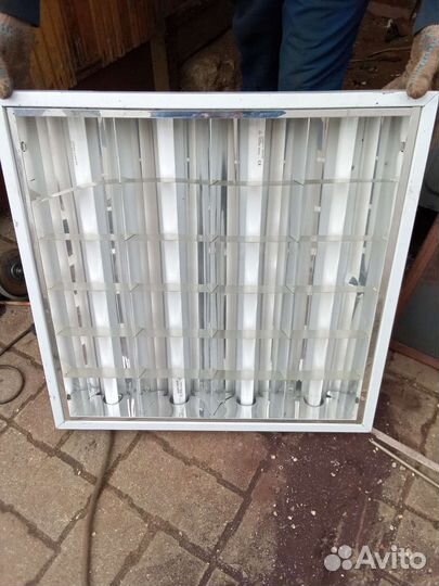 Светильник потолочный