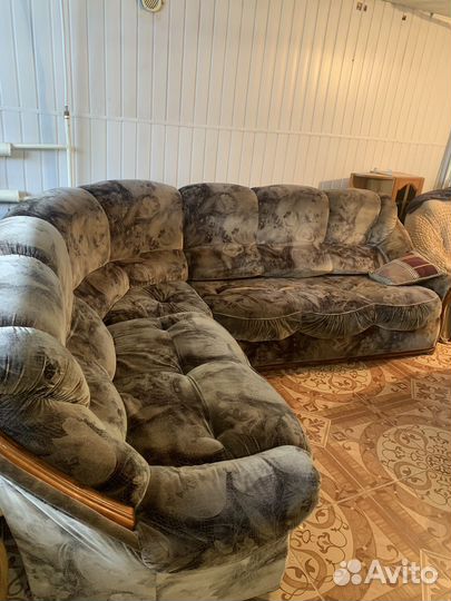 Угловой диван бу