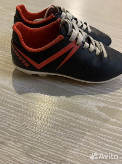 Футбольные бутсы