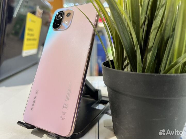 Xiaomi Mi 11 Lite, 6/128 ГБ