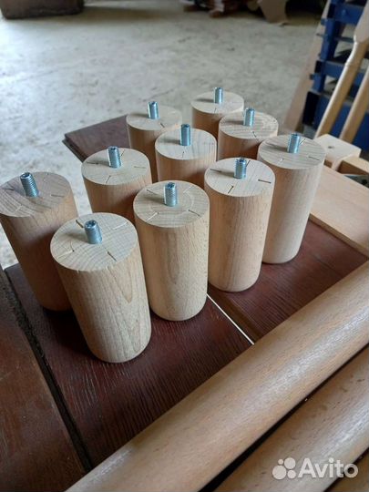 Мебельные опорные ножки