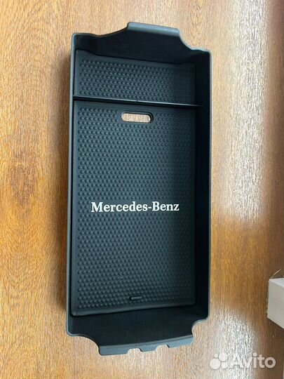 Вставка в подлокотник Mercedes E-classeW21